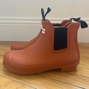 Hunter Original Waterproof Chelsea Rain Boot - Women’s Size 8 (US)